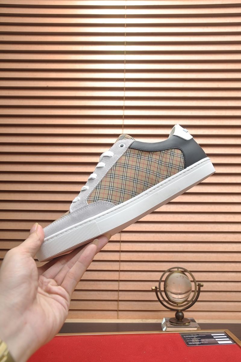 Burberry Low Shoes